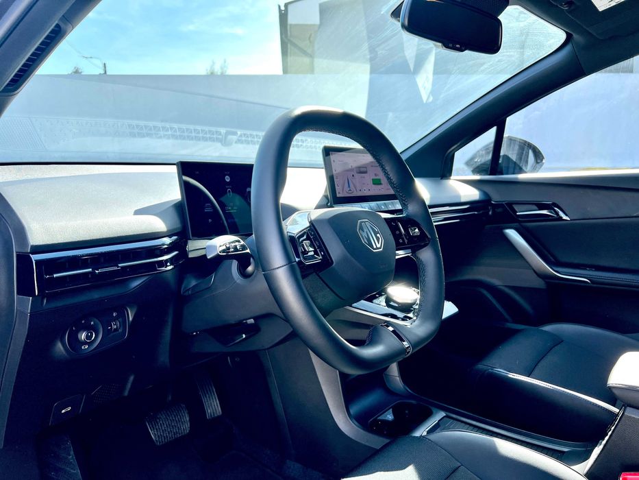 MG MG4 64 kWh Luxury