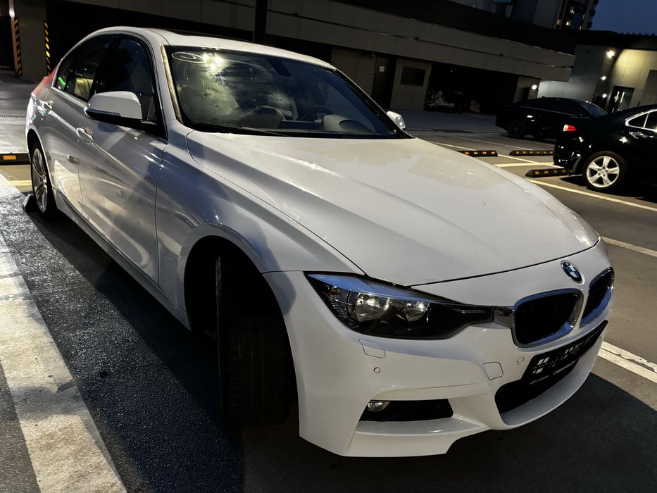 BMW f30 330і 2017