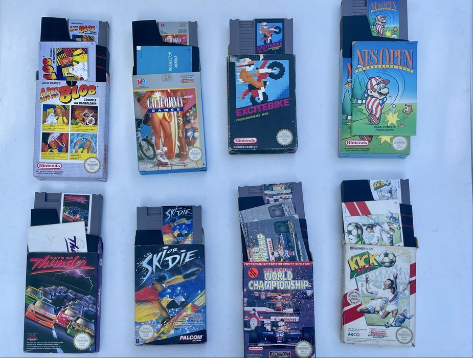 Vende-se lote com 8 jogos originais para Nintendo Entertainment System (NES), todos em versão europeia PAL B