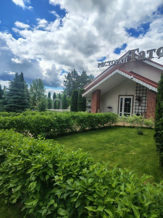 Продам готельно-ресторанний комплекс. Зазим'я.