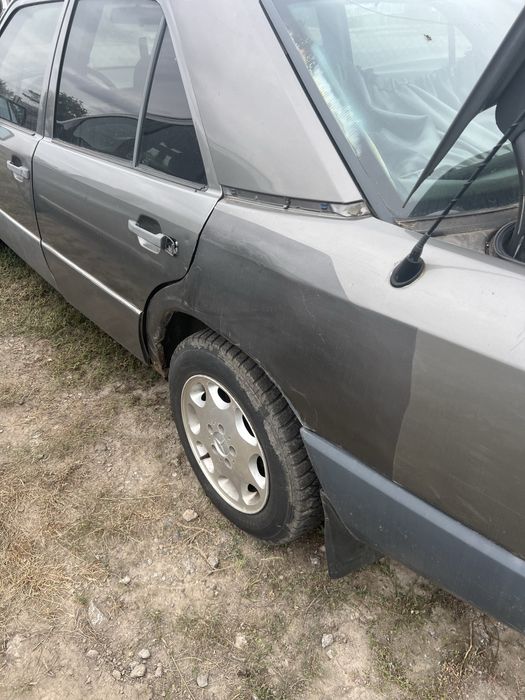 Мерседес 124 2,6 газ/бенз