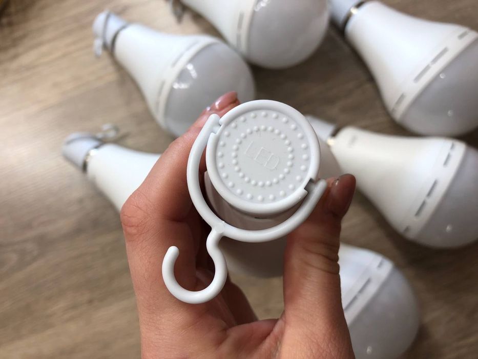 Акумуляторні лампочки 15 W 250 грн