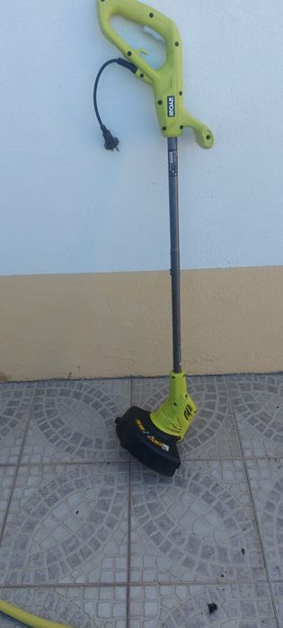 Conjunto de máquinas para trabalho de jardinagem