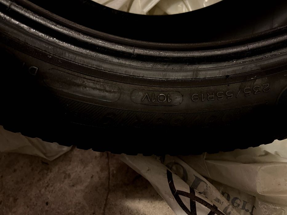 Sprzedam opony Michelin R19 235/55