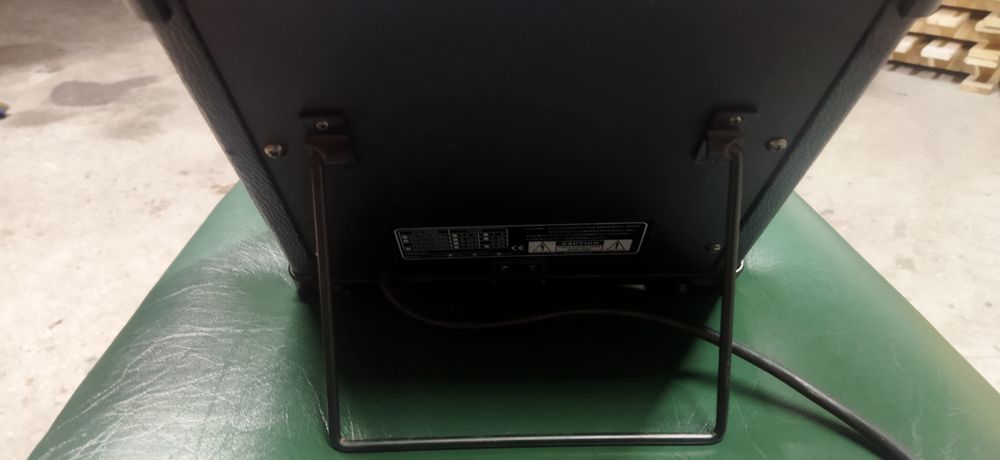 Amplificador de guitarra ( elétrica)