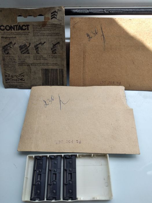 Лезвия ,касеты для станка бритвы