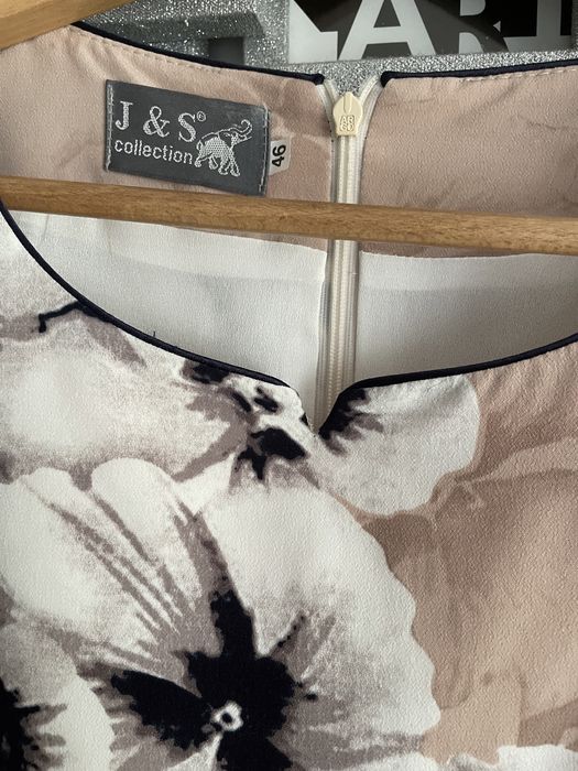 Sukienka w kwiaty elegancka 46 48