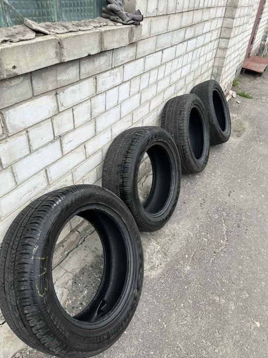 Продам комплект колес 235 55 r18
