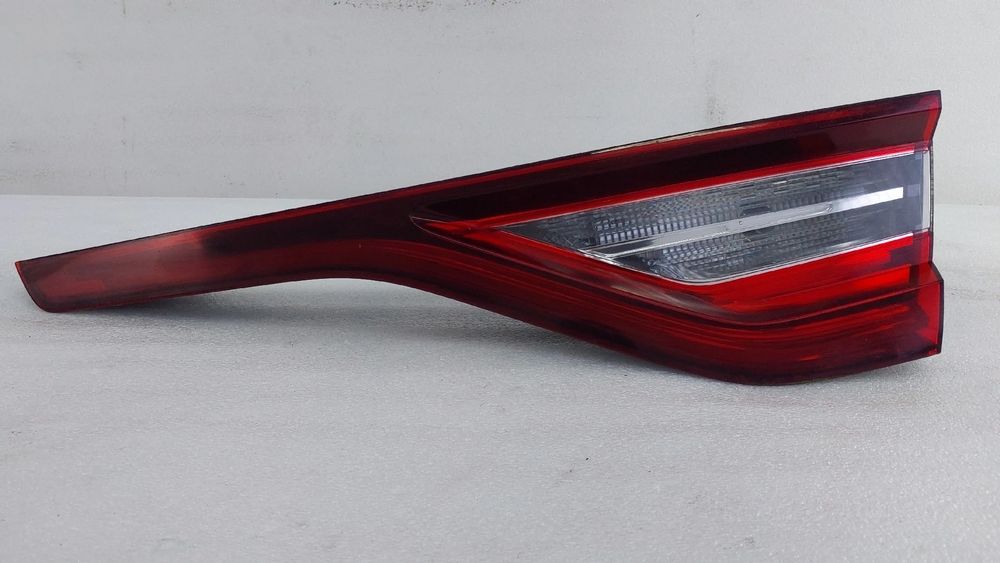 Right-side Trunk Light for RENAULT Megane IV (B9A/M_)