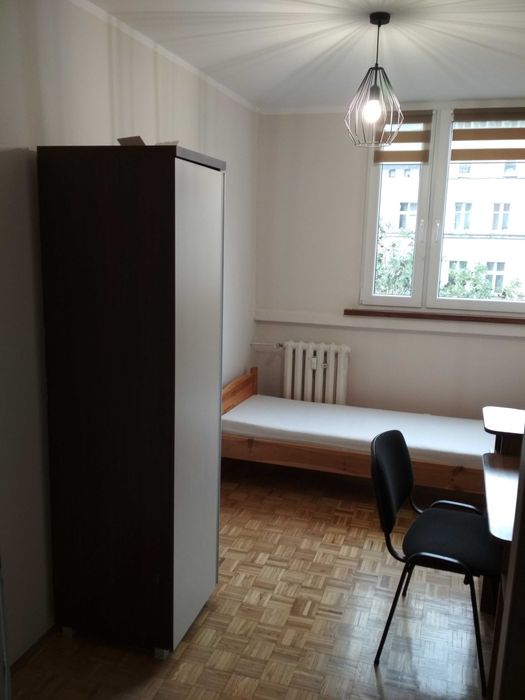 Plac Grunwaldzki / Pokój 1-osobowy (10m2) / ul. Benedyktyńska ENG