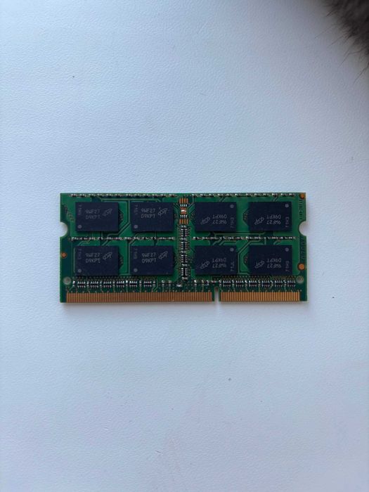Оперативна пам'ять для ноутбуків ОЗУ RAM SO-DIMM 2GB DDR3
