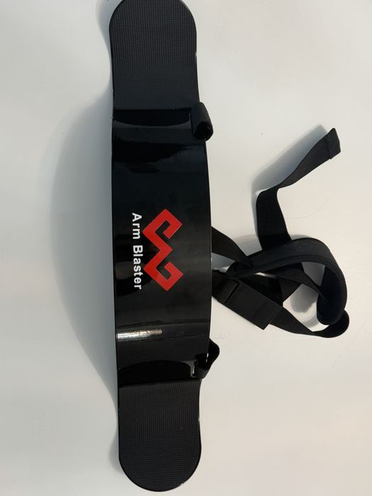Arm Blaster para treino de bíceps – como novo