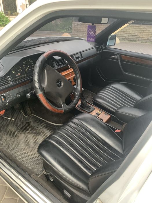 Продам мерседес w124