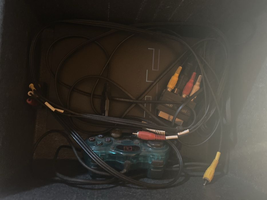 PlayStation 2 PS2 + Comando + Cartão Memória + Vários Jogos