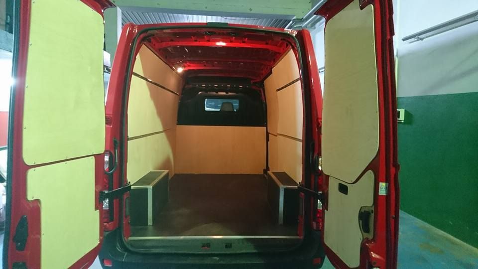 Renault Master L4H2 Zabudowa ze sklejki