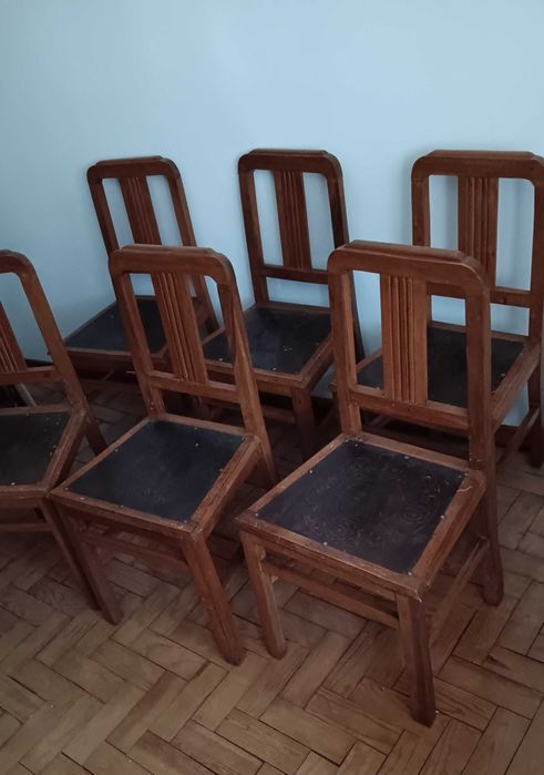 Cadeiras seis, em bom estado vintes pouco uso