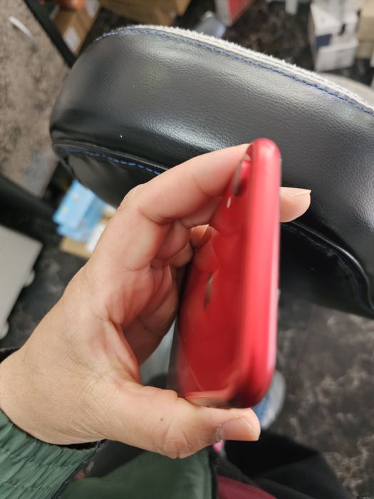 iphone xr  128gb 75%