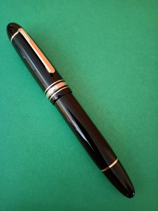Caneta Montblanc 149, aparo em ouro 18kts dos anos 80