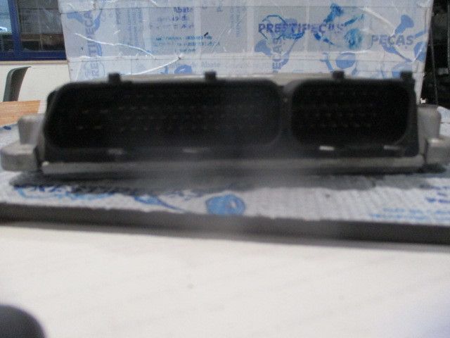Centralina motor / ECU AUDI A4 (8D2, B5)