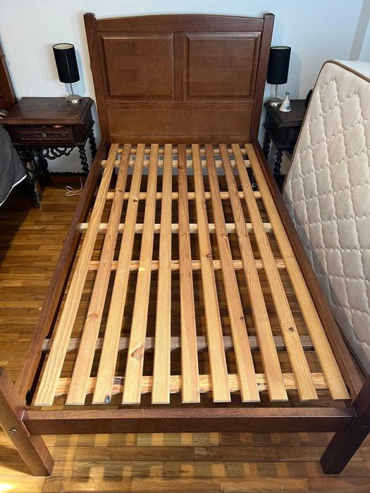 Cama de Solteiro e respetivo colchão