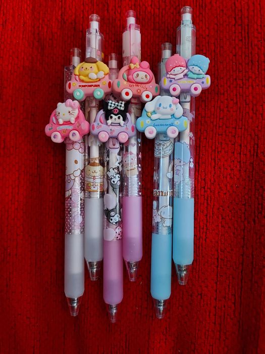 Kuromi hello kitty canetas