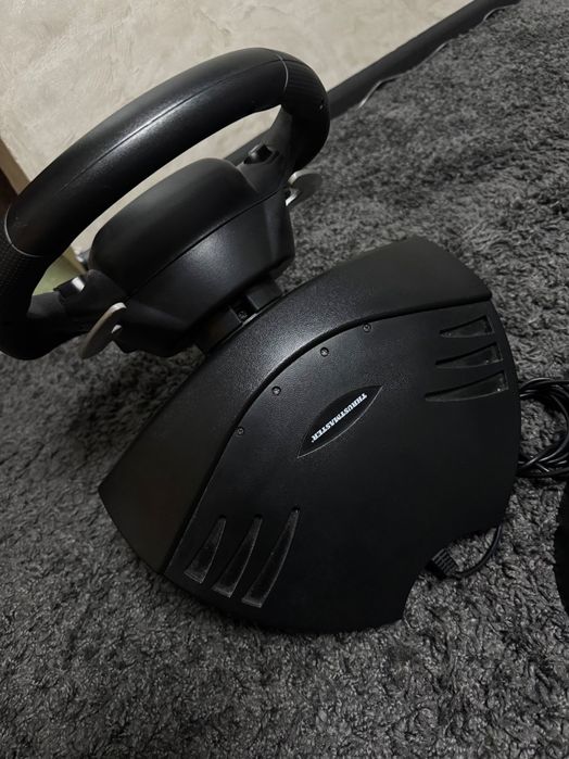 Ігрове кермо Thrustmaster
Ігрове кермо T80 FERRARI 488 GTB EDITION