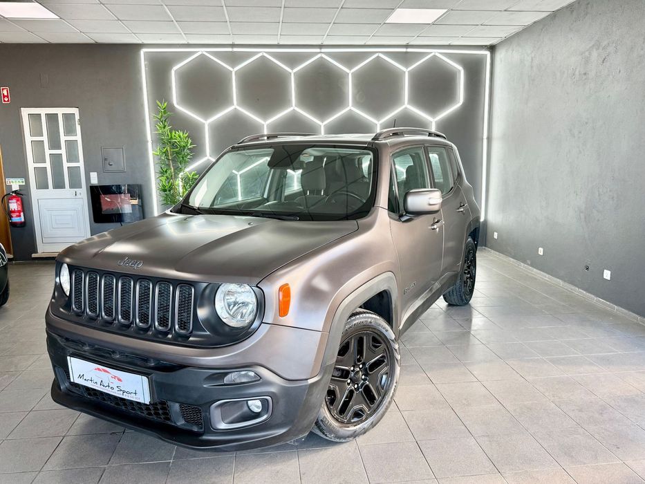 Jeep Renegade 1.6 MultiJet Night Eagle