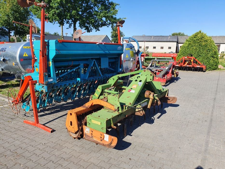 Brona aktywna Amazone KE 302 Wał Packera Hydropak