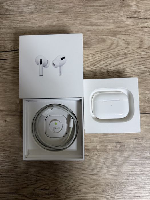 Наушники Apple airpods Pro (1 поколение)