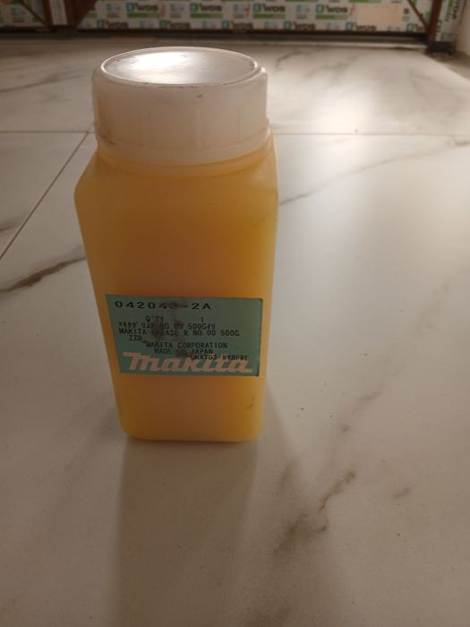Мастило до перфоратора