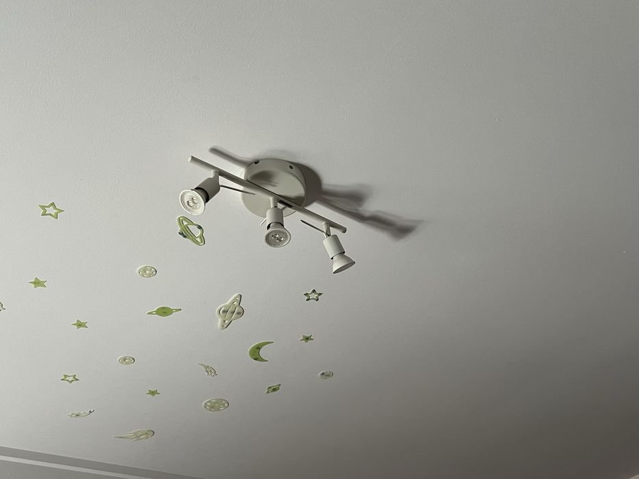 Ceiling Projector with 3 Lamps
