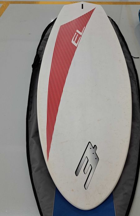 Windsurf prancha Exocet 73 vela Gaastra 8.0, Freerace kit completo