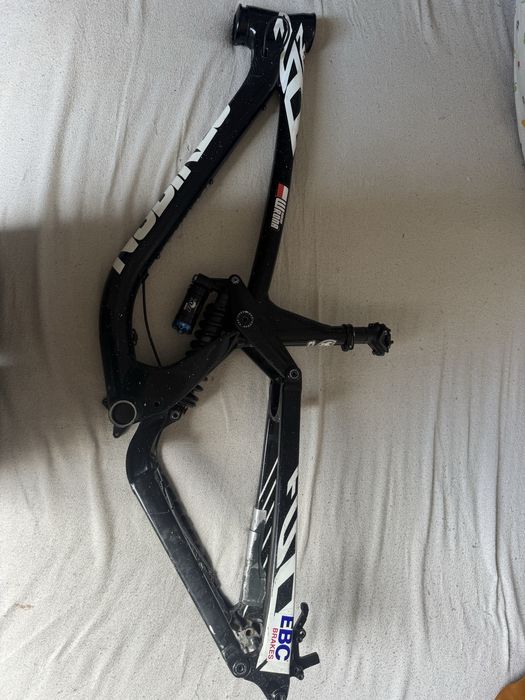 ns fuzz rama dh 27.5/29 + fox dhx rc4