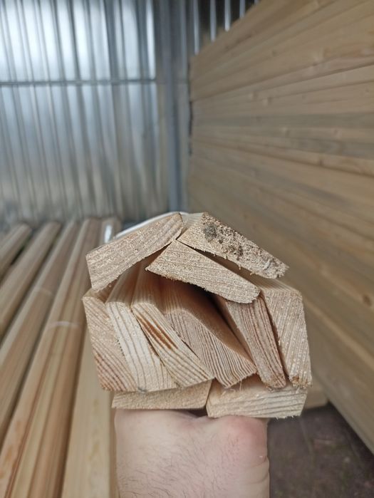 Listwy wykończeniowe.