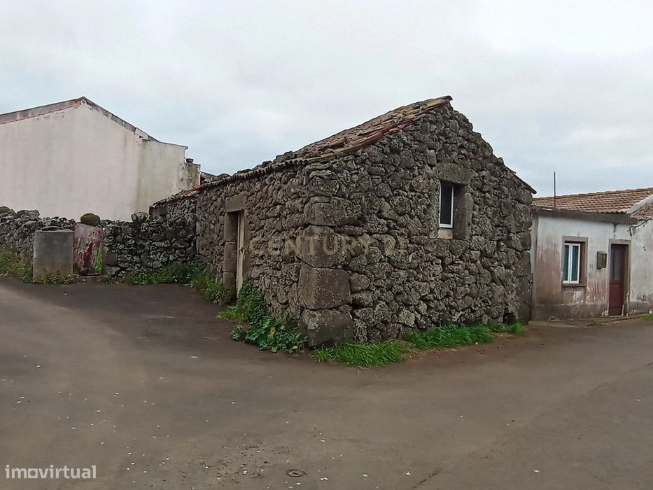 Encantador T0 em Santa Cruz da Graciosa com Adega