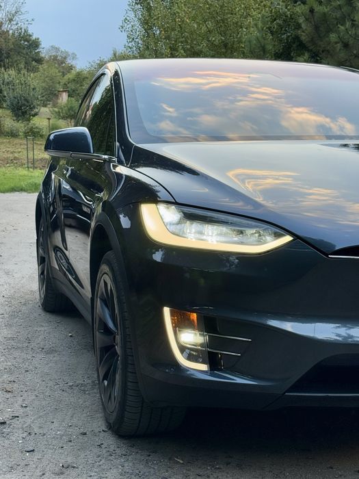 Tesla Model X Long Range Dual Motor 100кВт