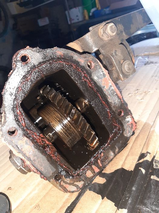 Роздатка.  Вал відбору потужності