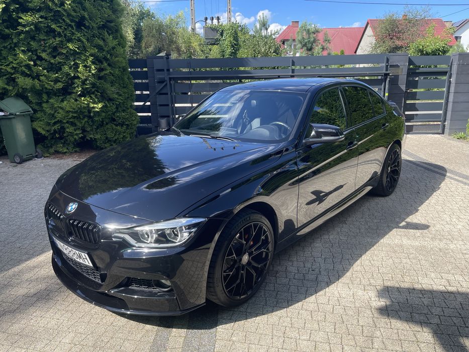 BMW F30 330i xDrive automat hak