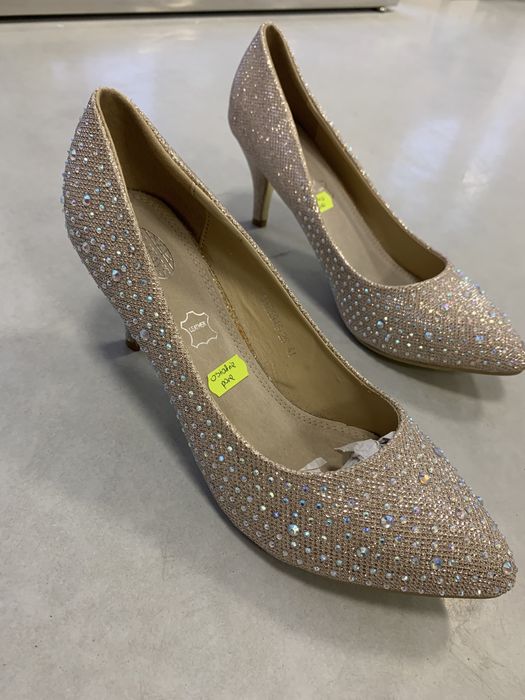 Szpilki damskie z efektem wow