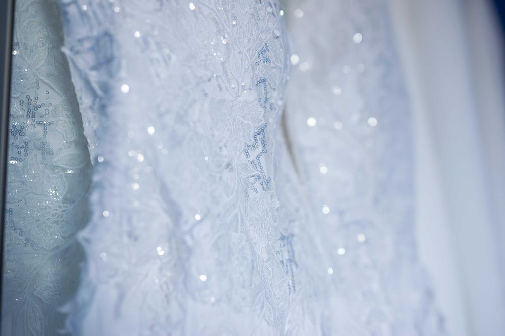 Biała Suknia Ślubna z Gorsetem