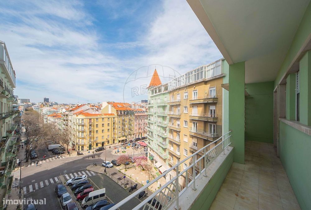 Apartamento T4 para arrendamento