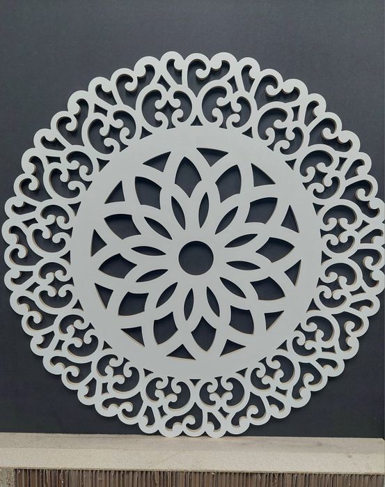 Mandala / dekoracja ażurowa