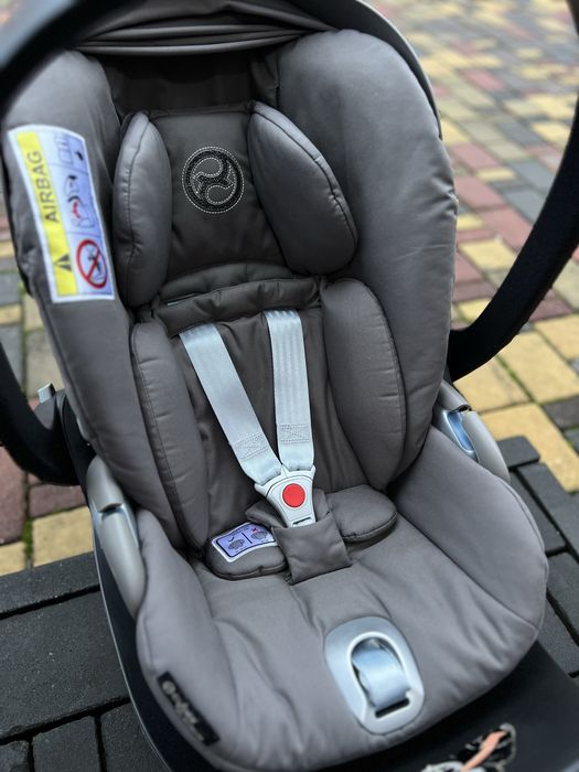Автолюлька Cybex cloud Z i-Size та База Cybex Base isofix Z