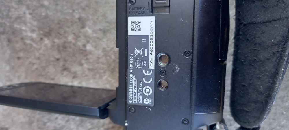 Видеокамера CANON LEGRIA hf 10