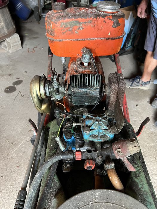 Relador eletrico, 2 baças, 1 prensa, uma maquina de sulfatar