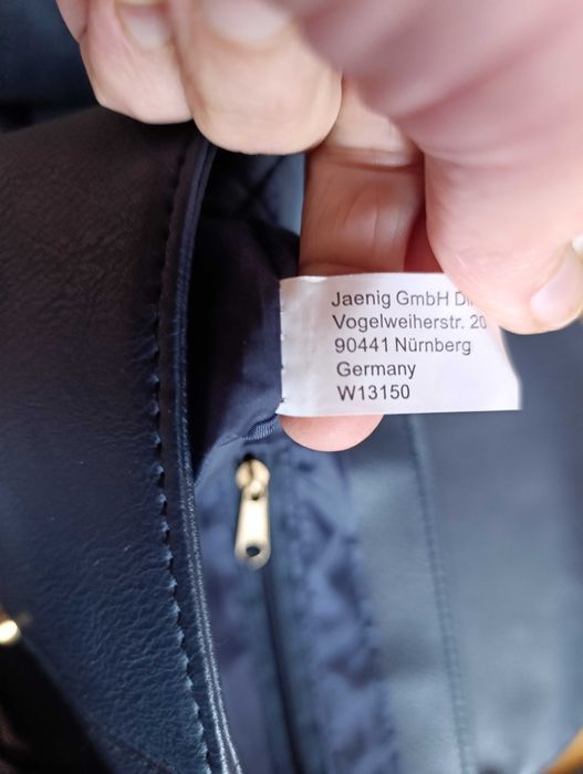 Torebka na ramię na długim pasku