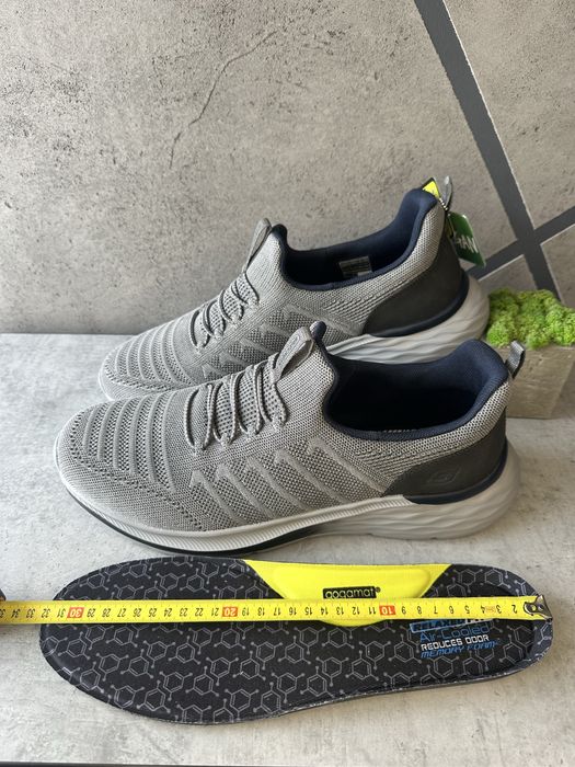 Розмір 48 US 14.Фірмові чоловічі кросівки сліпони Skechers. Оригінал!