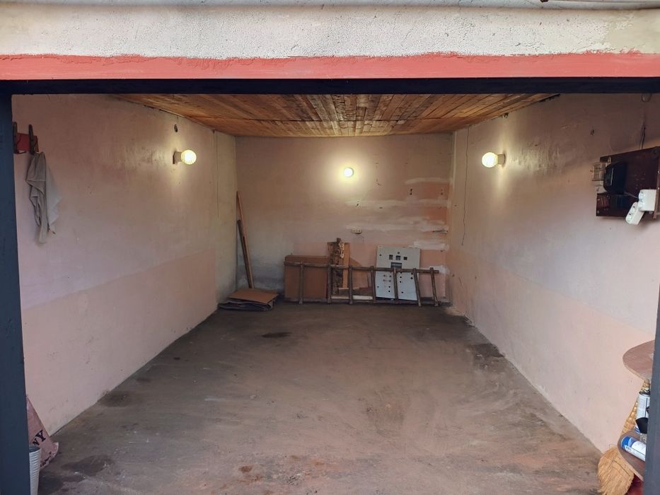 Продам капітальний гараж