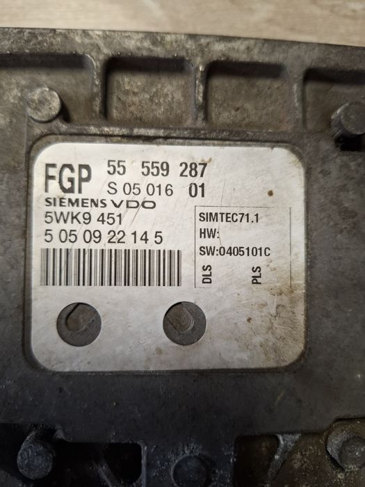 Opel Astra H Zafira B 1,8 Sterownik Silnika 287