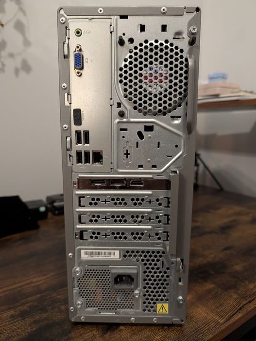Komputer stacjonarny | rtx 1650 | i5-9400f | 16gb ram | SSD 512